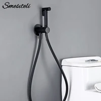 ก๊อกน้ำโถสุขภัณฑ์สีดำด้านหัวก๊อกห้องน้ำมือถือ1.2เมตรหัวก๊อกร้อนและน้ำเย็นหัวก๊อกยางทำความสะอาดตัวเอง 1