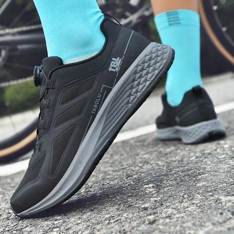 Hot Sale Spd Mountain Bike Sneakers Mtb Shoes Cycling Speed Sneakers Cycling Shoes Clip On Pedals Men's Flat Road Cycling Boots 6