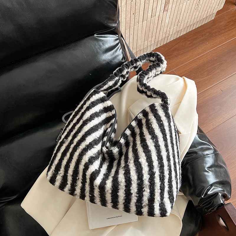 Ethnische Stil Damen Handtaschen Tote Bunte Lammwolle Umhängetasche Boho Strandtasche Große Kapazität Tragbare Shopper Tasche Gestreift – Detail 8