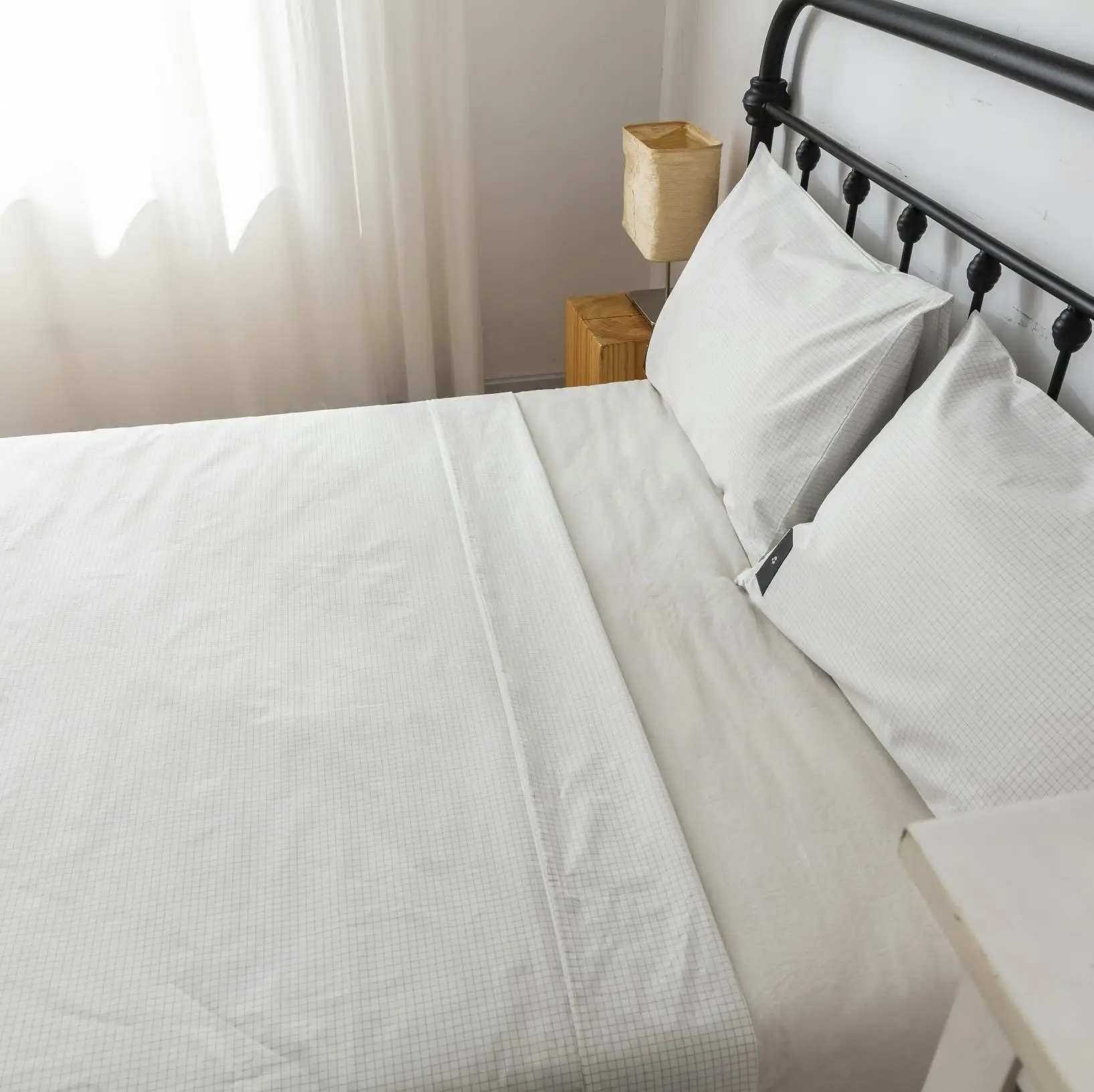 Earthing Grounding Sheet with 10% Silver Fiber and Organic Cotton include a Grounding Cord, Keep Good Sleep 2