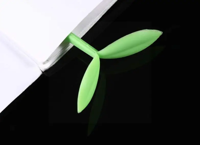 

6pcs/set Leaf Bookmark M0u1