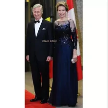 

2022 Navy Blue Long Sleeves Mother Of The Bride Dresses Illusion Neckline Squined Bodice Wedding Party Dress Plus Size Custom