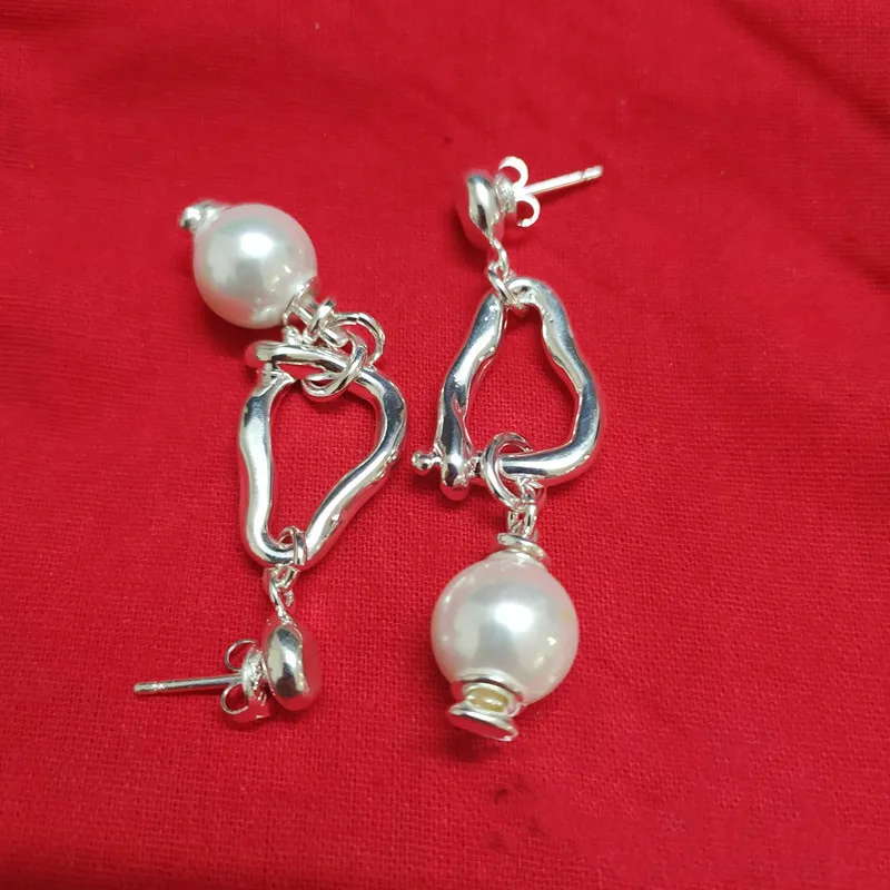 Yisheng alloy bead earrings, Silver clasp, fashion, with logo, wholesale, new 2021, European fashion gift bracelet