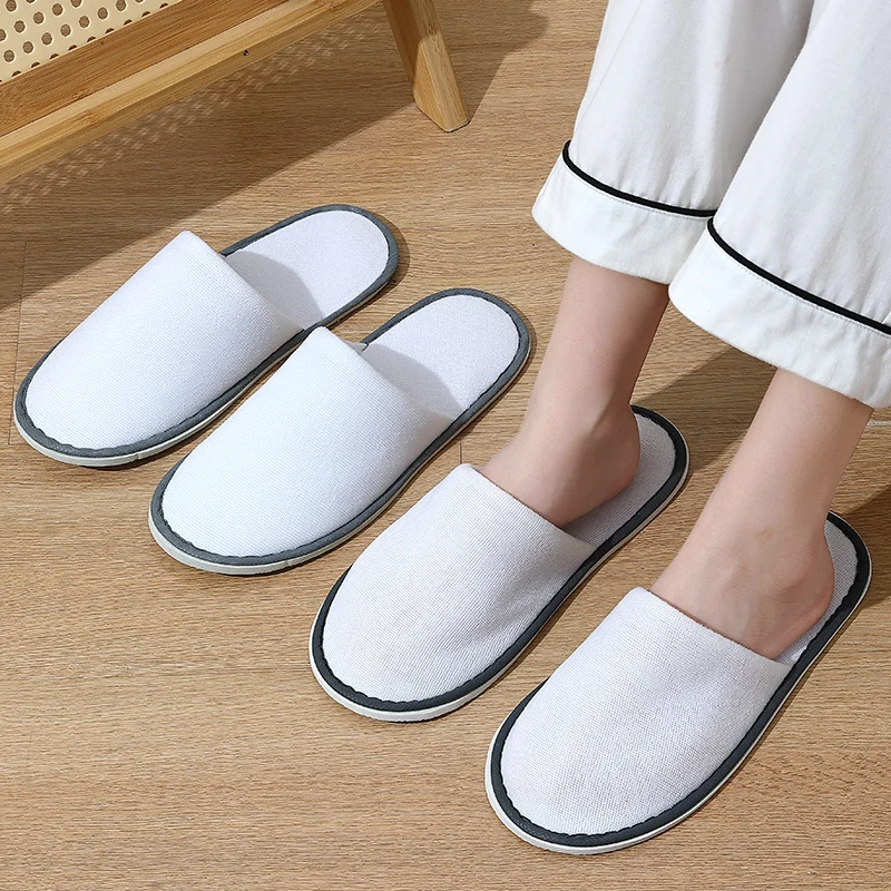 1Pair Portable Travel Foldable Disposable Slippers Men Women Solid Color Flat Sole Home Slippers Man Hotel Beach Slides Shoes soft slippers men shoes