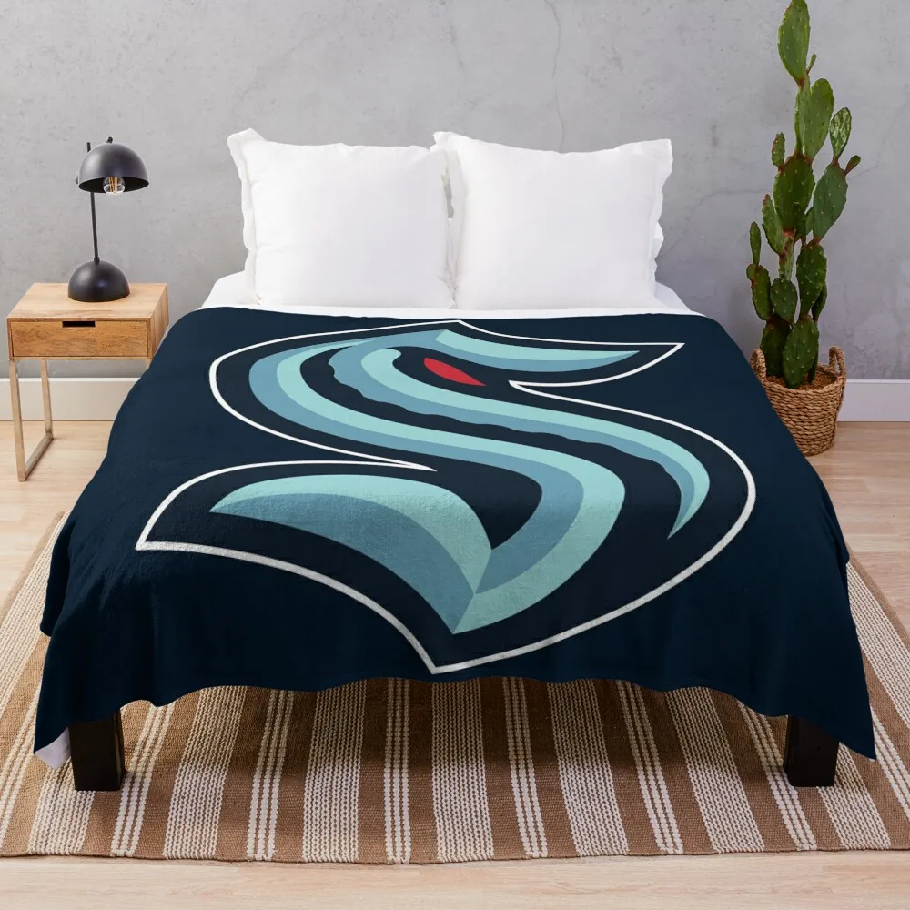 

The-Kraken of-Seattle Throw Blanket Dorm Room Essentials Winter beds blankets ands Beach Blankets
