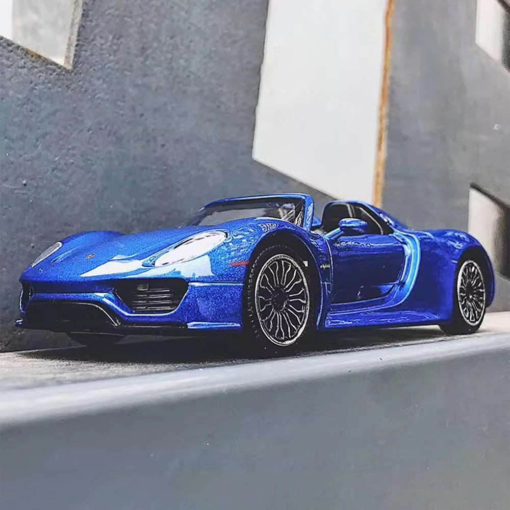 1/32 Porsche 918 Simulation Car Model Acrylic Box Packaging Alloy Roadster Collection Ornaments Adult Children's Holiday Gifts bentley gt3 sjm painted alloy car model acrylic boxed imitation racing ornament collection children s birthday gift