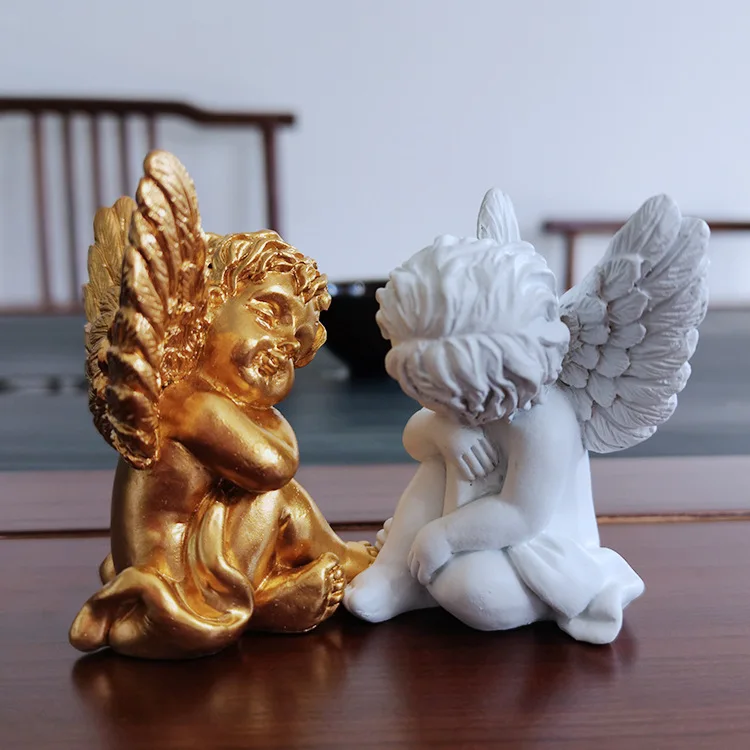 Small Angel Figurines, 2pcs Resin Angel Statues Tenant Le Cœur, 4,7