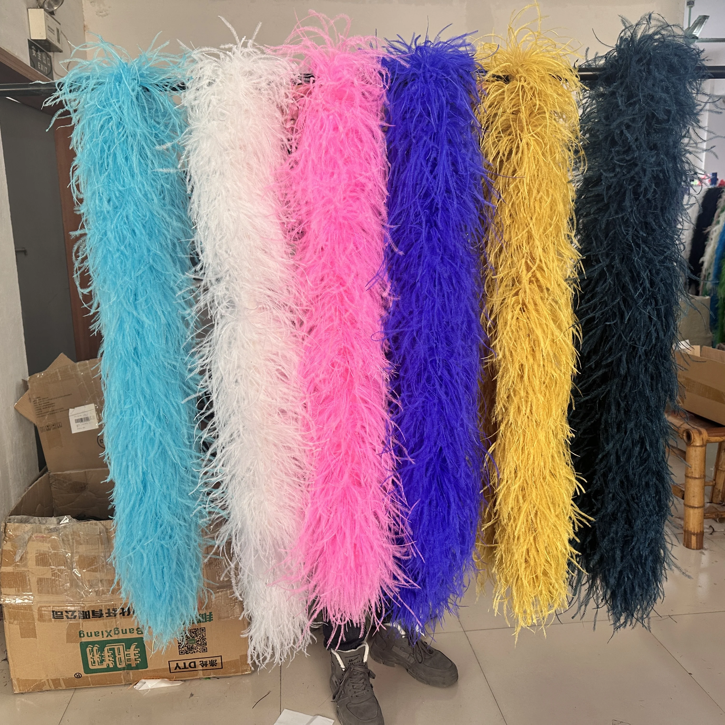 

10PLY Ostrich Feathers Boa Trims 0.5/1/2/3 M Colorful Ostrich Feather Shawl for Wedding Christmas Decor Clothing Sewing Decor