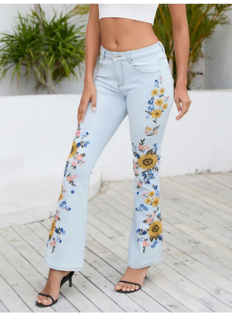 Women's Heavy Work Embroidery Jeans, Street Fashion, Personality Flower, Wash, Horn Jeans, New, Spicy Girl