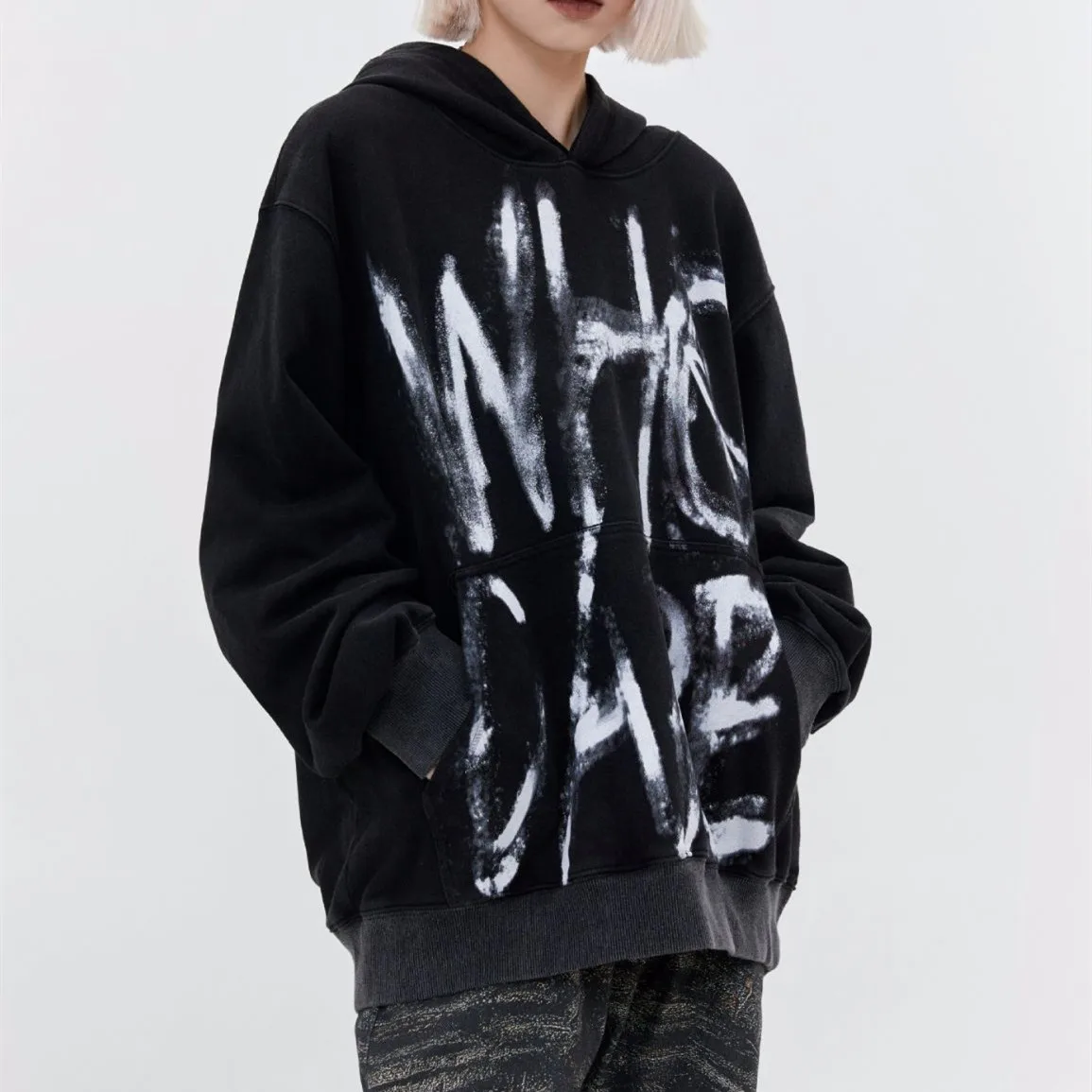 

Tie-dyed Graffiti Top Loose All-match Long-sleeved Hooded Sweater