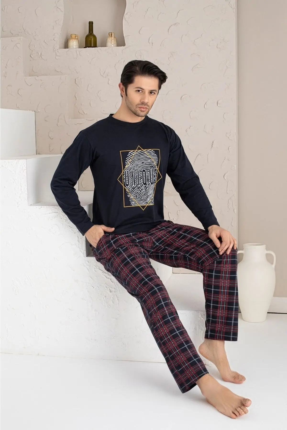 Men's Plaid Patterned Long Sleeve Crew Neck Pajama Set