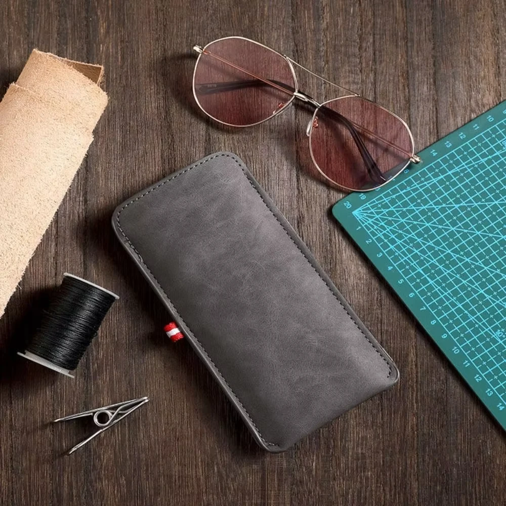 Velvet-Lined Fashionable Rectangle PU Leather Glasses Pouch