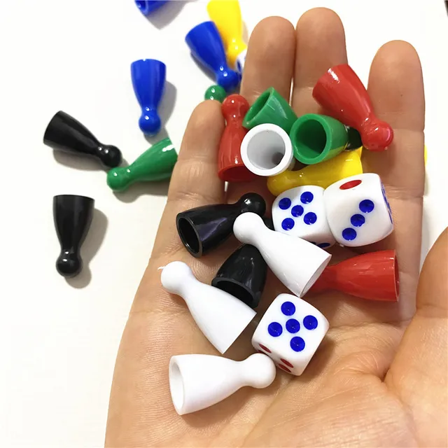 고품질 플라스틱 인간형 체스맨으로 보드 게임 레벨 업