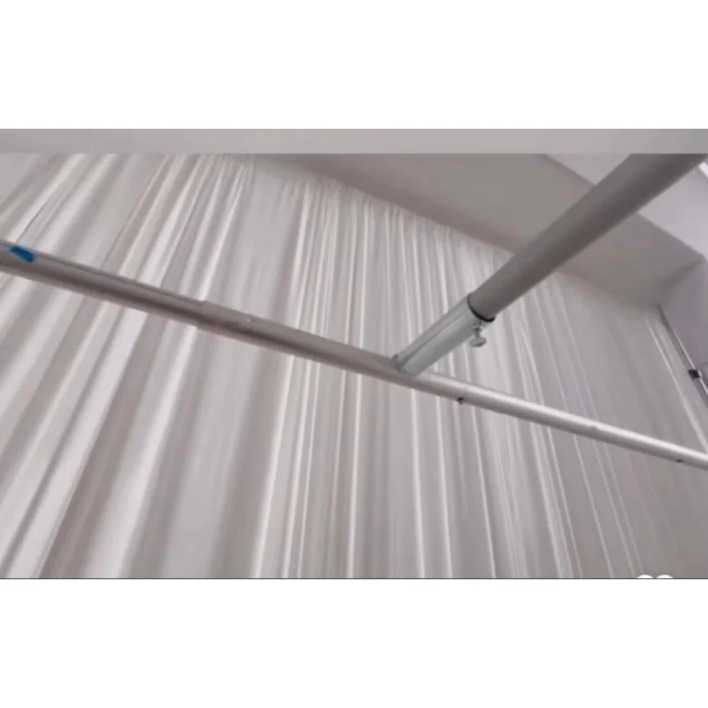 Bending hook bracket for pipes and curtain supports, metal bracket