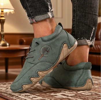 جديد اليدوية جلد الرجال الأحذية الخريف تصميم أحذية رياضية 2025 رجل تنفس أحذية من الجلد غير رسمية الرجال حذاء من الجلد في الهواء الطلق الموضة 4