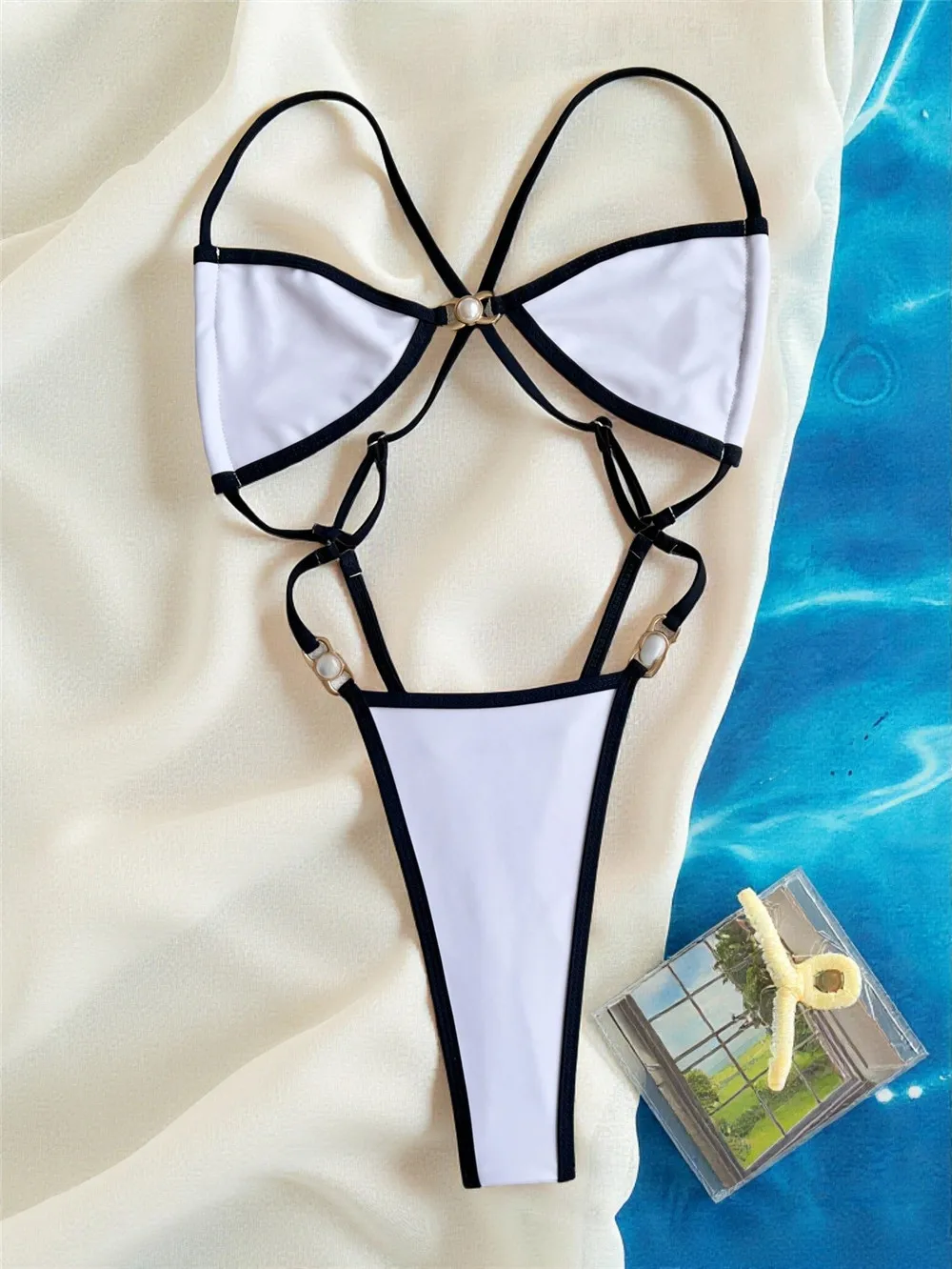 pearl string monokini detail view