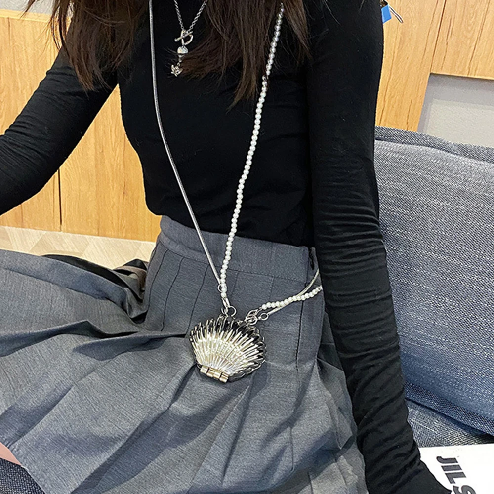 Women Handbags Metallic Mini Shell Bag Pearls Chains Shoulder Crossbody Bag Luxury Small Lipstick Coins Purses Designer