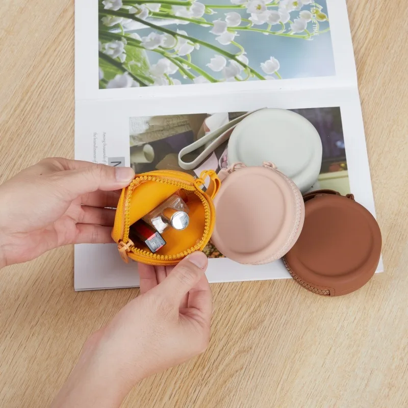 Manufacturers wholesale silicone purse bag Children's small purse adult silicone earphone jewelry simple round storage bag