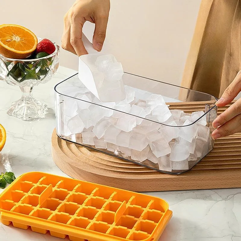 Ice Block Mold Maker Household Refrigerator Box Storage Pressed Soft Silicone Ice Tray with Lid Easy Release Spill-Resistant