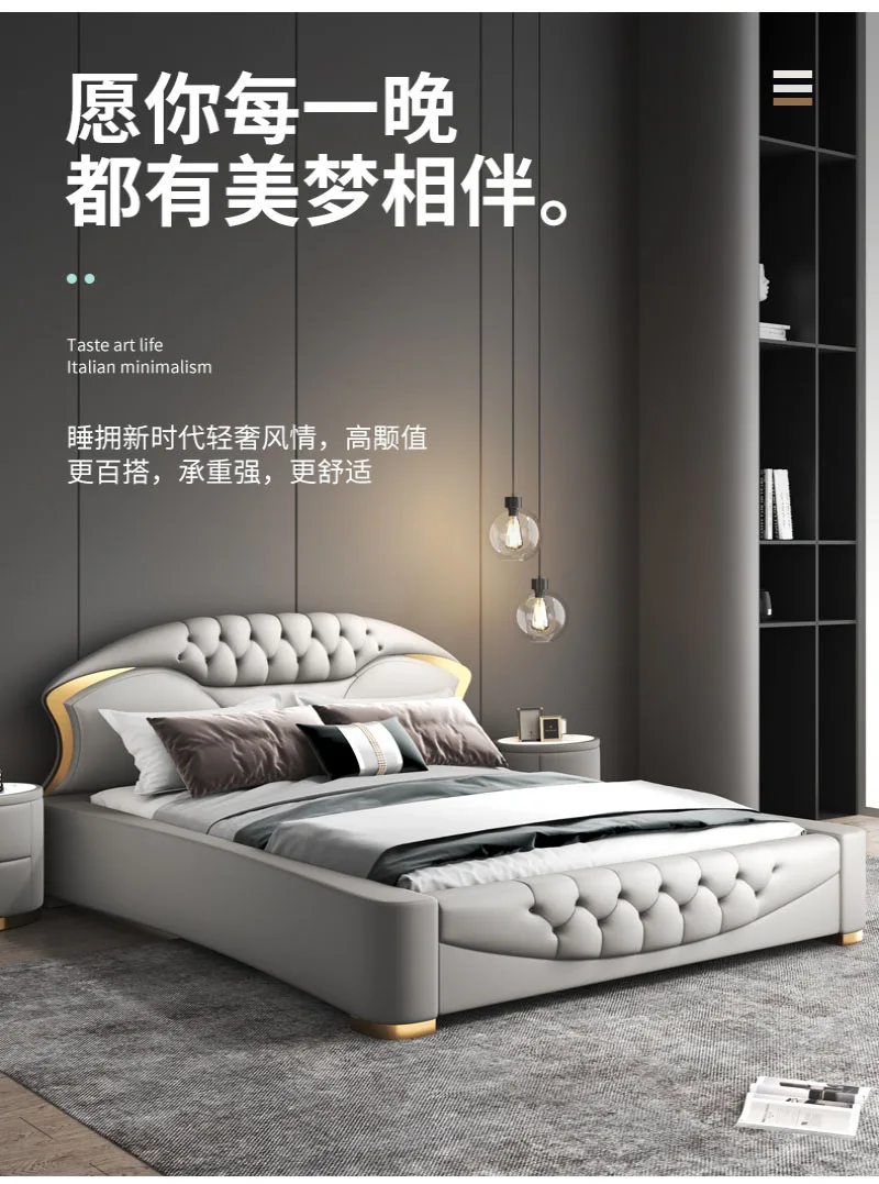 Luxury high-end large bed in the hotel, American style light luxury home bedroom, master bedroom, double room, high-end furnitur
