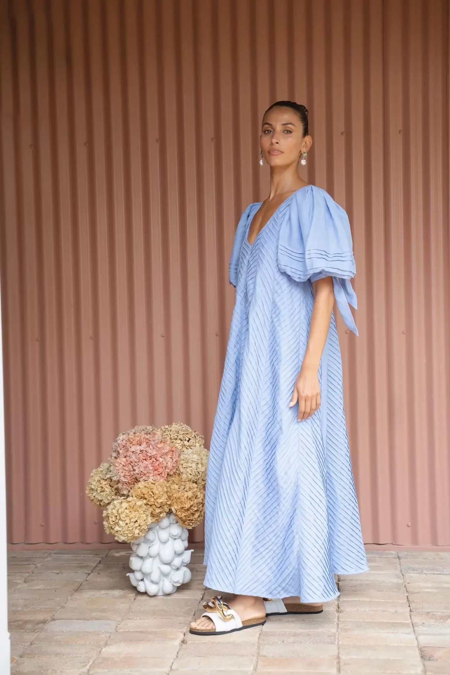 

Spring/Summer New Blue Style V-neck Bubble Sleeves Linen Long Dress