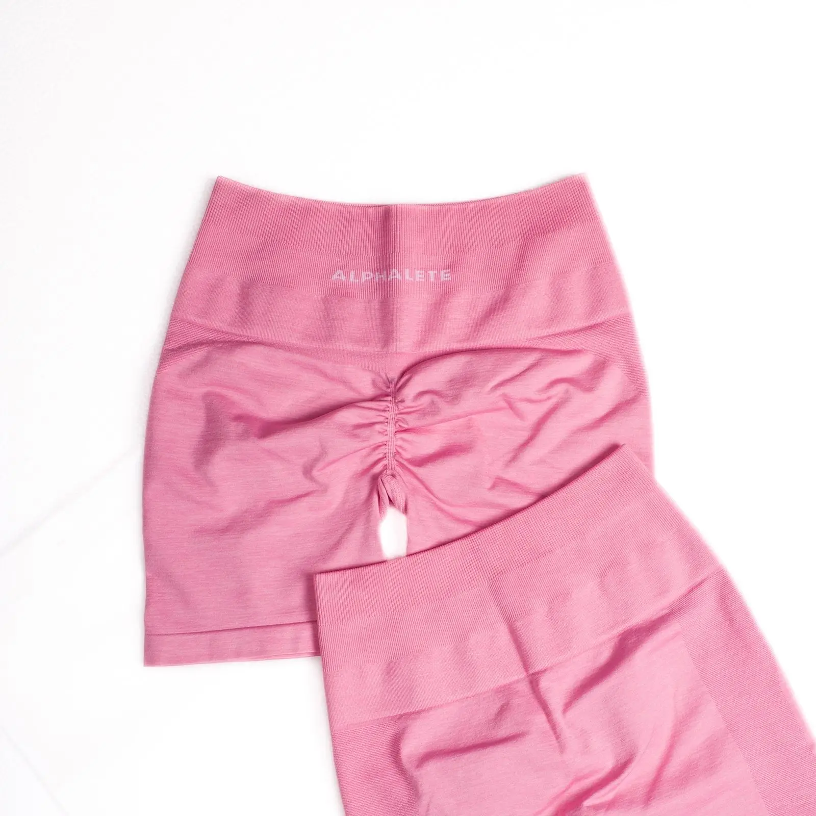 Alphalete &Alpha; Coefficient Amplifier Peach 4.5 Three Points Fitness Yoga Short