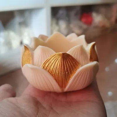 

Exquisite antique ivory fruit Q version lotus base Sakyamuni Buddha statue ornamentgata ornament