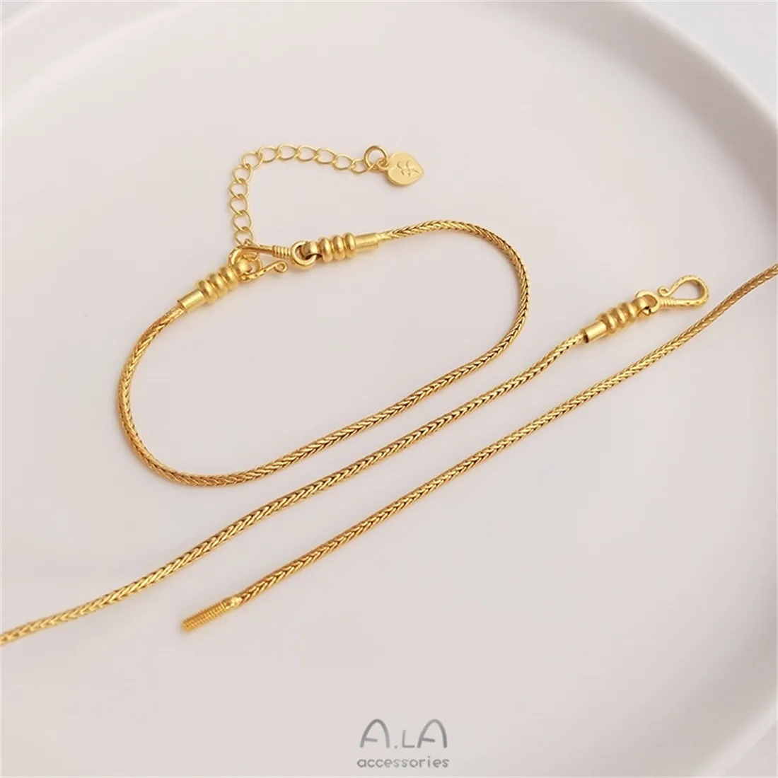 Рисунок 3 - Универсальный браслет с удлинительной