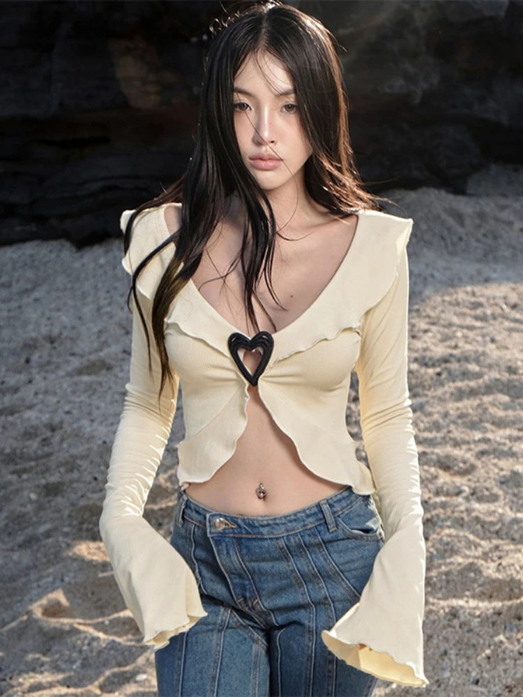 

Woman Top Sexy V-neck Hollow Flare Sleeve Y2k Streetwear Love Button Gyaru Clothes Autumn New in Clothing Night Club Outfit