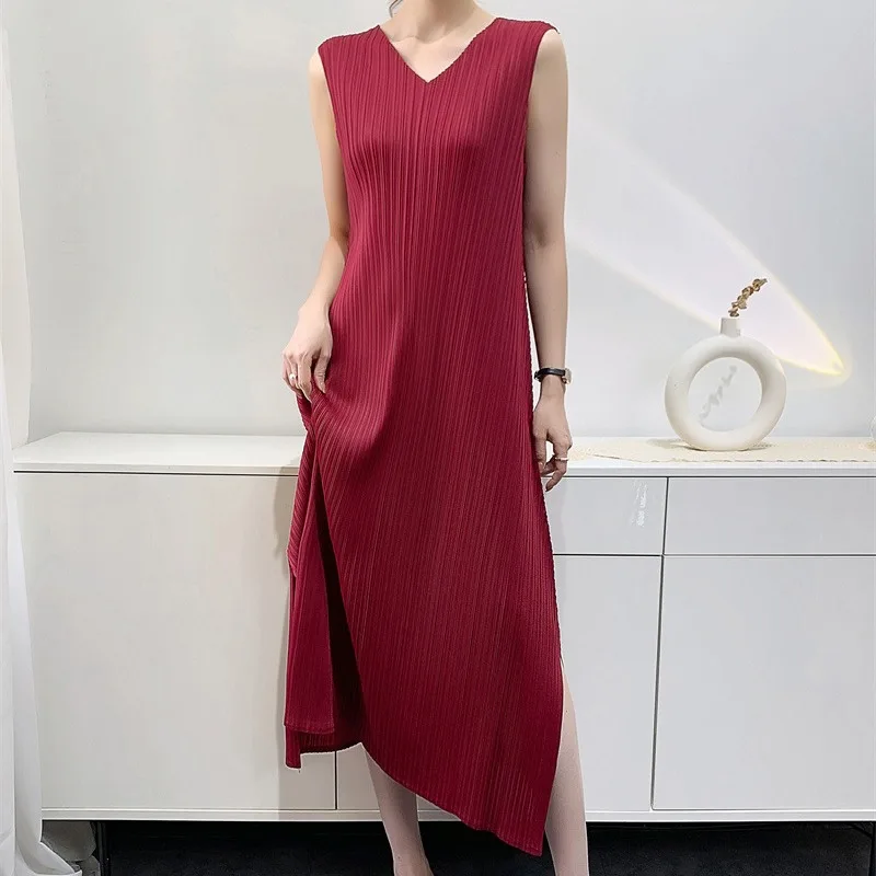 

Женское плиссированное платье миди, без рукавов, с V-образным вырезом