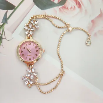 Ladies Watch, Niche Fashion Flower Diamond Pull-Up Bracelet Watch