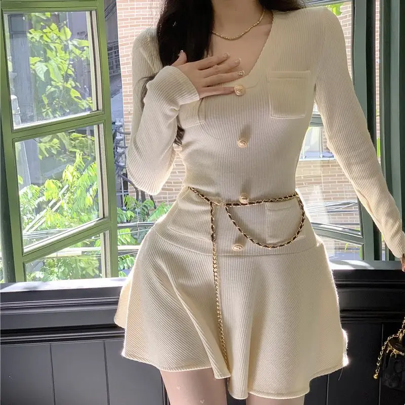 

Hsa осеннее новое трикотажное однотонное осеннее женское платье на Хэллоуин, на пуговицах, однотонное платье с подвеской и длинным рукавом, готическое черное Клубное вечерние платье