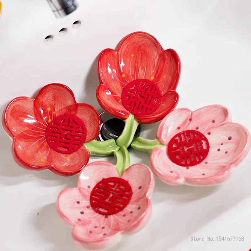 Flower-shaped Ceramic Soap Case Creative Drainage Soap Dish Light Luxury Storage Rack Box Household Bathroom Kitchen Article 1Pc