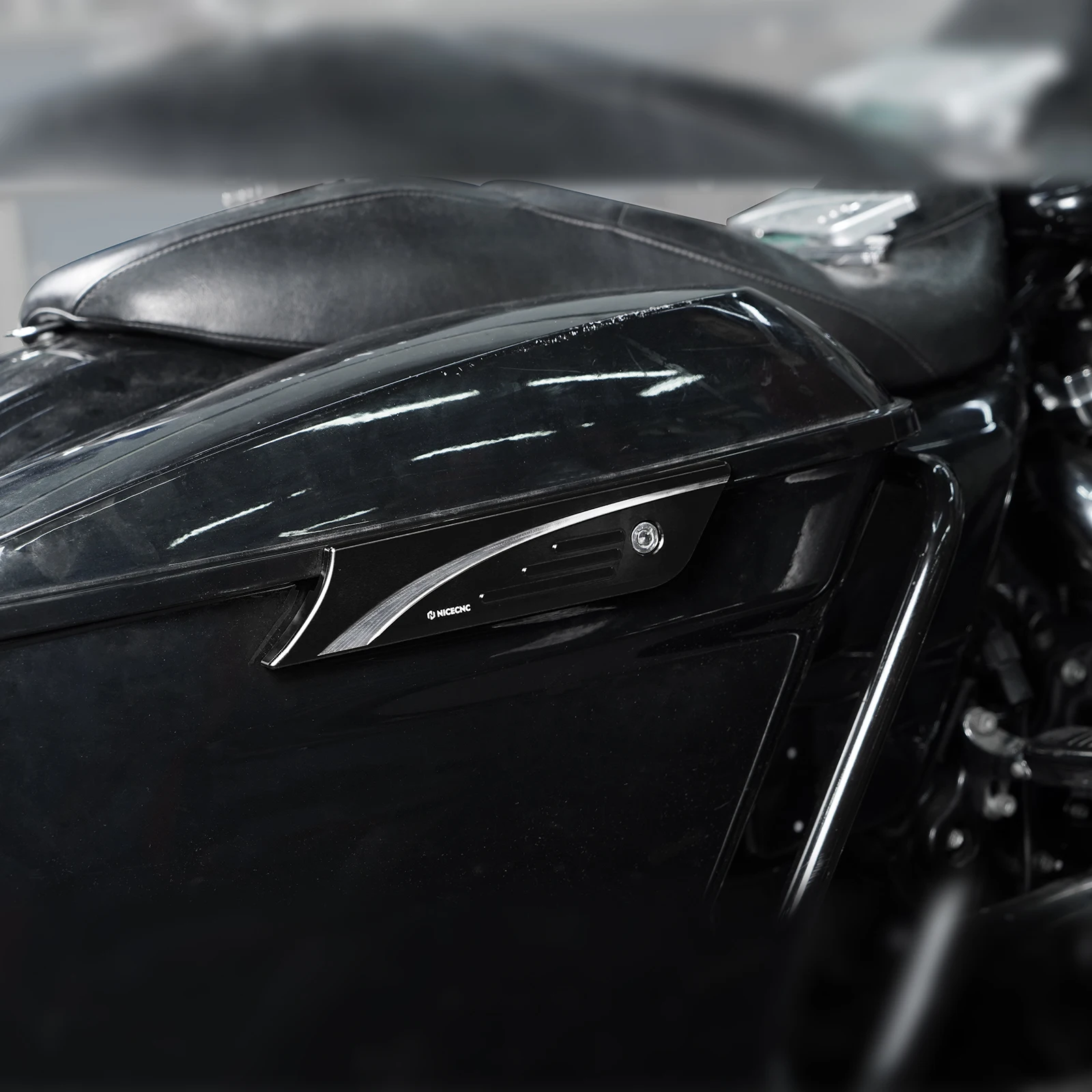 Satteltaschen-Verriegelungsabdeckungen für Harley Street Glide FLHX FLHXS 2014–2023, Road King FLHP FLHR 2014–2022, Road Glide FLTRX 2015–2023 – Detail 11