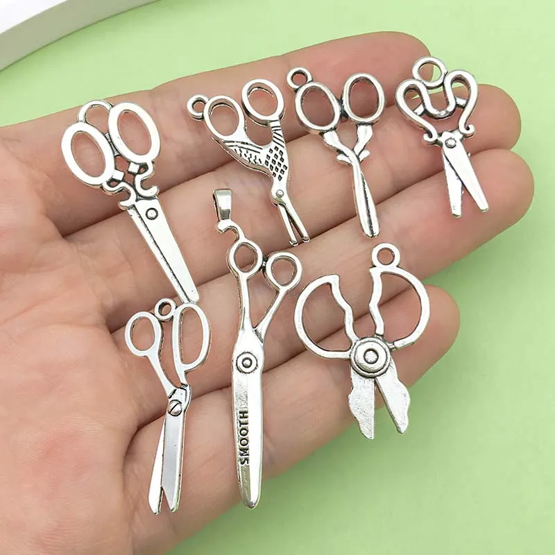 Antique Silver Sewing Tool Charms, liga de zinco, mini pingentes tesoura para pulseira DIY e colar, fazer jóias, 16pcs