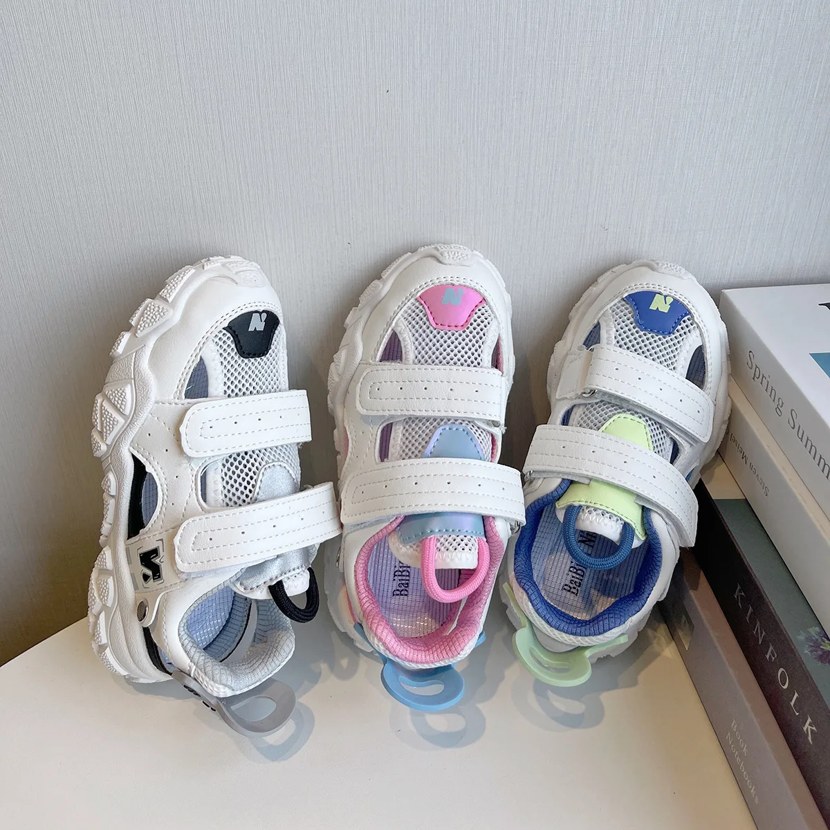 

Kids Sandals Summer Sports Shoes Mesh Breathable Girls Sports Sandals Hollow Non-slip Boys Sneakers for 1-11 Years Children