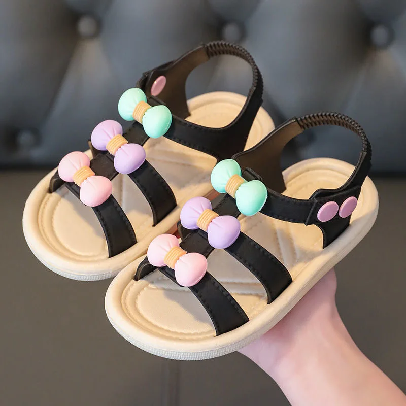 

Girls' Sweet Sandals Kids Fashion Rainbow Color Princess Shoes for Summer Vacation Children's Soft Sole Beach Shoes PVC Material
