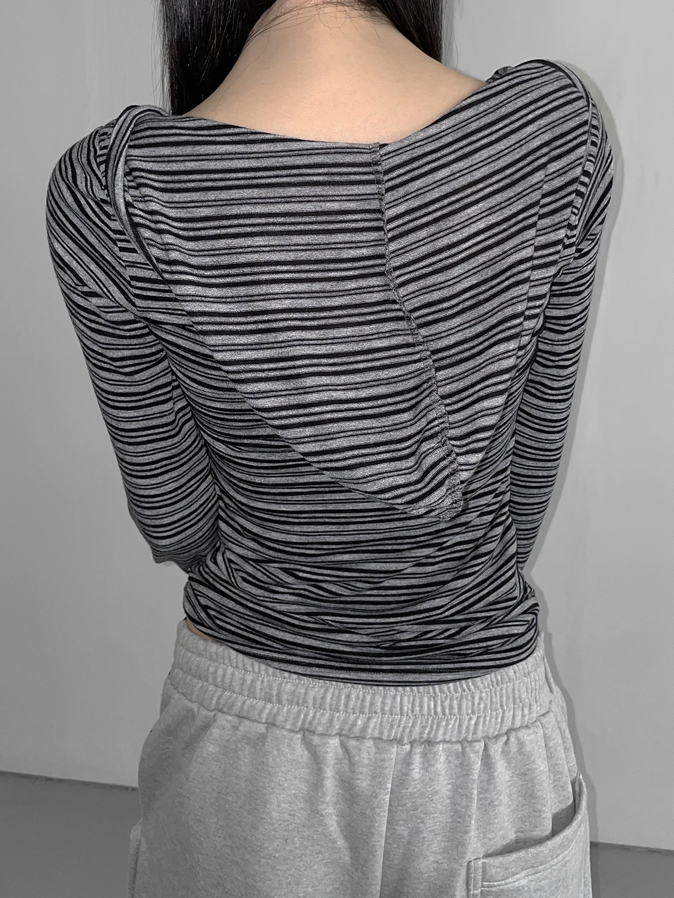 Casual Striped Breasted Long Sleeve Hooded T-Shirts Women Design Slim Fit Simple Fashion Blouses 2