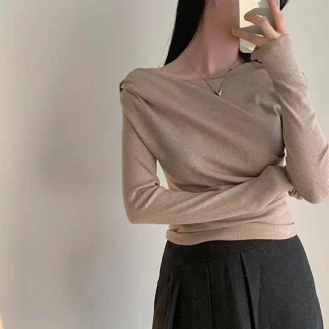 2026 frühling Off Schulter Lange Ärmeln T-shirt frauen Chic Vintage Design Solide Vielseitige Tops Frauen Slim Fit Cropped T-shirts – Detail 20