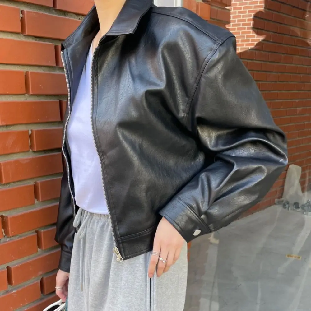 Рисунок 3 - Женская укороченная кожаная куртка на молнии