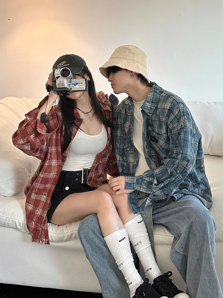 아메리칸 레트로 플래드 셔츠 재킷 남성용 가을 프레이드 디자인 루즈핏 레이지 스타일 커플 캐주얼 셔츠 긴팔 샤프 칼라