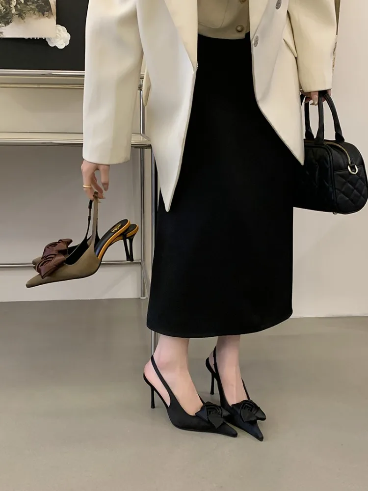 Elegant silk pumps - packaging