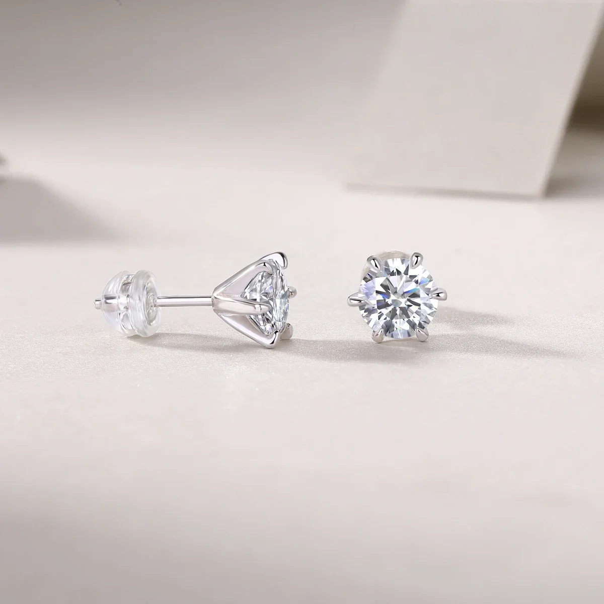 JIUZUAN Moissanite Stud Earrings image 4