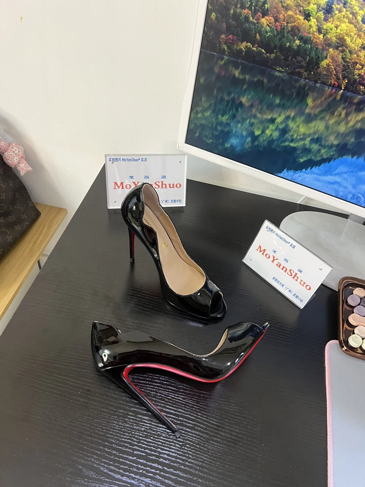 New Fish Mouth pumps lace-up detail