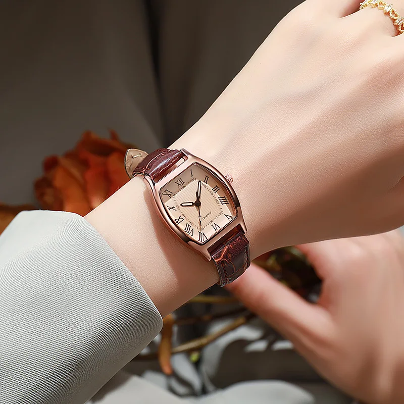 Casual Rectangle Pointer Quartz Watch Rome Fashion Analog Retro PU Leather Wrist Watch For Women Girls