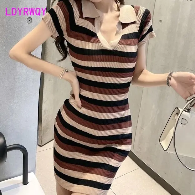 

Spring/Summer Contrast Polo Neck Tight Waist Stripe Contrast Polo Collar Bottom Dress Women's Polo Half Open Collar