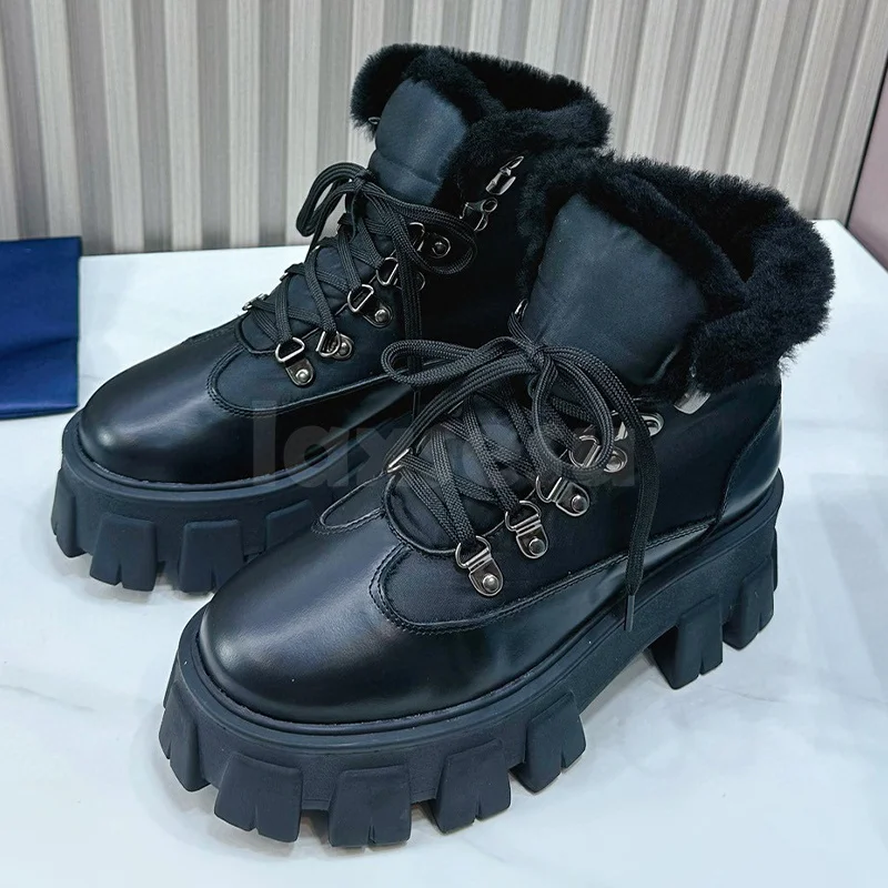 

Women Short Boots Winter 2023 New Genuine Leather Upper Platform Design Solid Thick Bottom Ankle Boots Plush Warmth Female Shoes