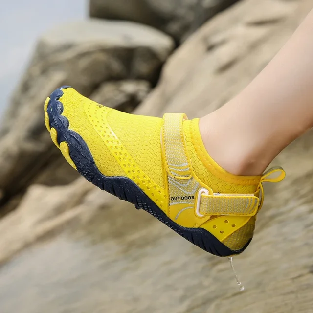 Men Women Water Shoes Quick Dry Non-Slip Five Finger Shoes Outdoor Wading Swimming Barefoot Aqua Shoes Lightweight Sneakers 4