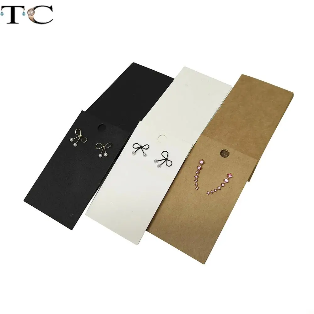 Рисунок 2 - Подвеска для ушей из крафт-бумаги