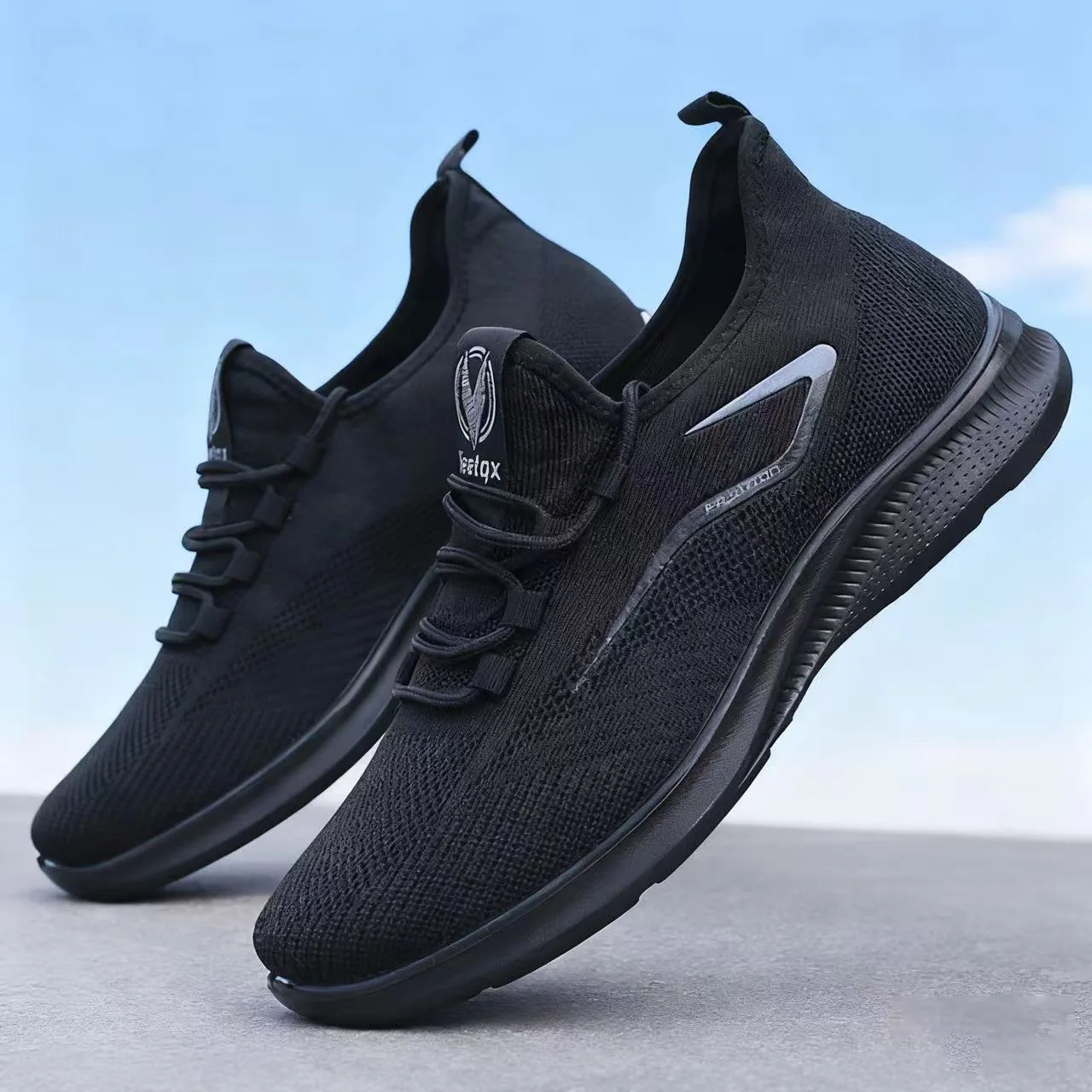 Breathab Lightweight Men's Knit Sneakers Slip Resistant Training For Running Basketball Black White Sports Shoes PU_vogvips.com